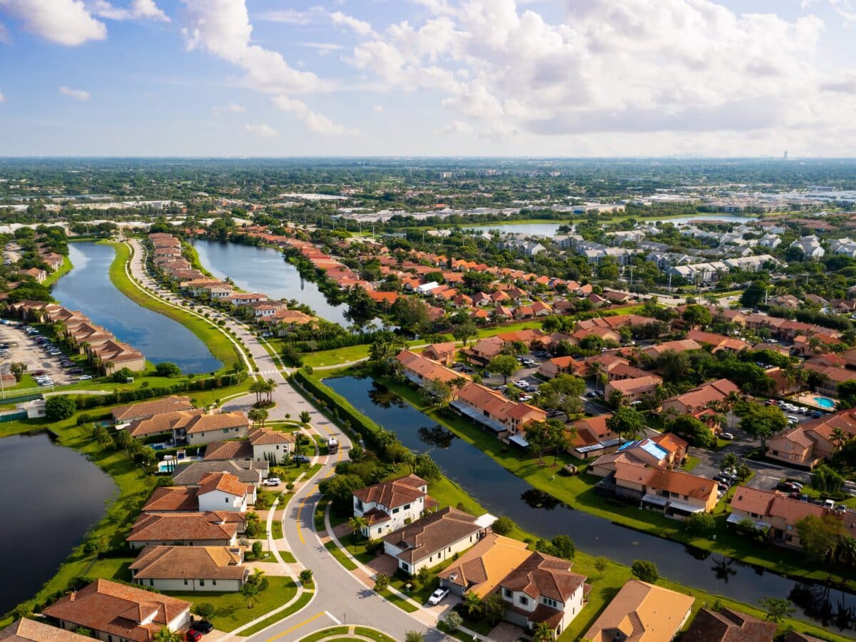 Pembroke Pines, FL